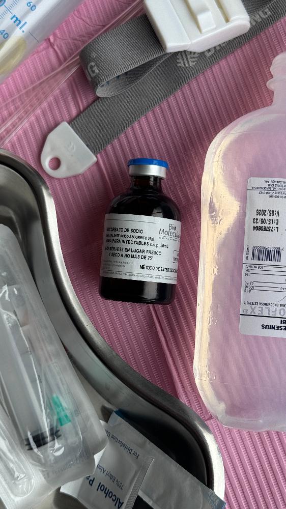 Imagen numero 2 del servicio SUEROTERAPIA ENDOVENOSA