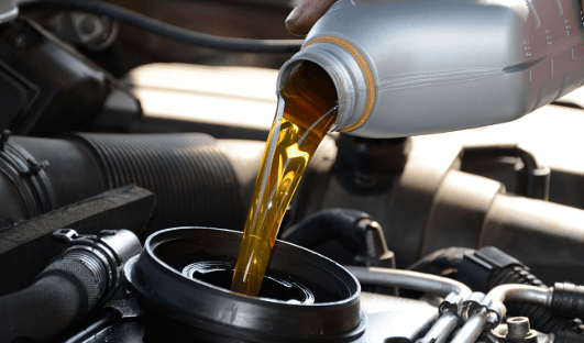 Imagen numero 1 del servicio CAMBIO DE ACEITE Y FILTRO ACEITE