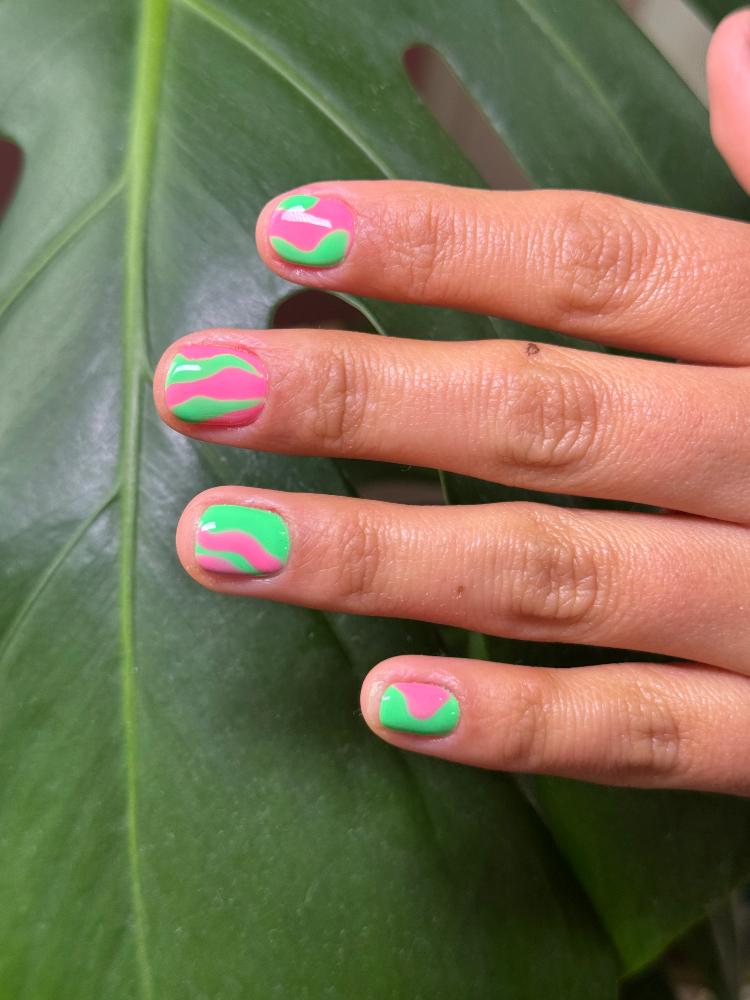 Imagen numero 1 del servicio Manicure permanente full diseño