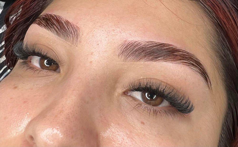 Imagen numero 1 del servicio Laminado de cejas