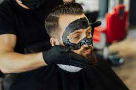 Imagen numero 1 del servicio Corte de cabello hombre + Limpieza facial