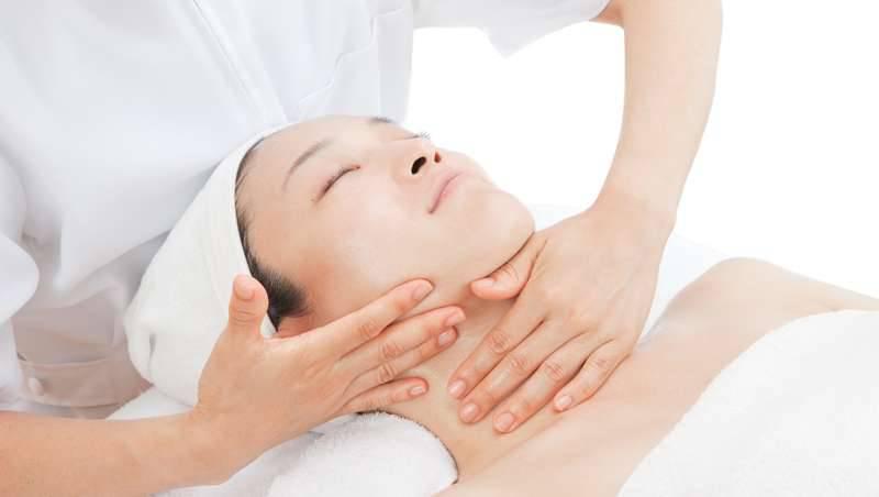 Imagen numero 2 del servicio Lifting Facial - Acupuntura y Masaje japones