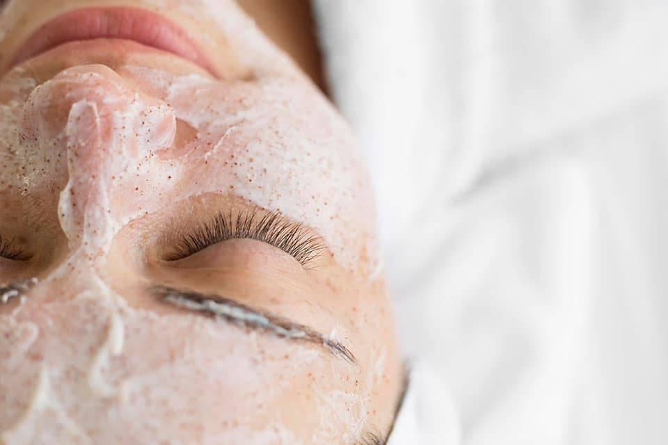 Imagen numero 3 del servicio Limpieza Facial Básica con Aparatología