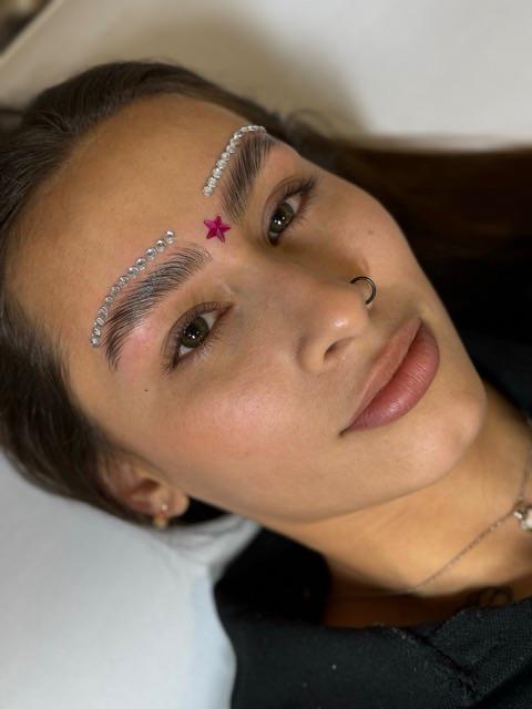Imagen numero 2 del servicio Laminado de cejas