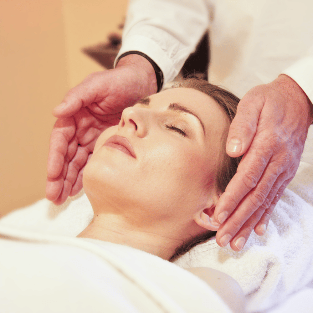 Imagen numero 2 del servicio Masaje + Reiki en Parejas