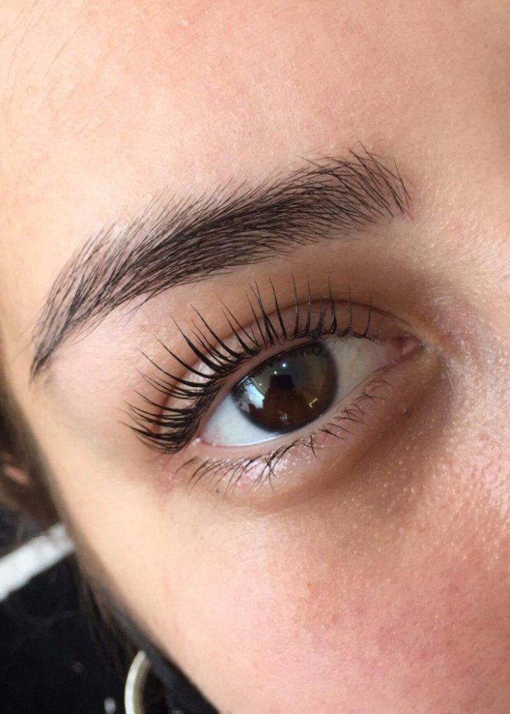 Imagen numero 1 del servicio LIFTING EFECTO RIMEL + TINTE + BOTOX