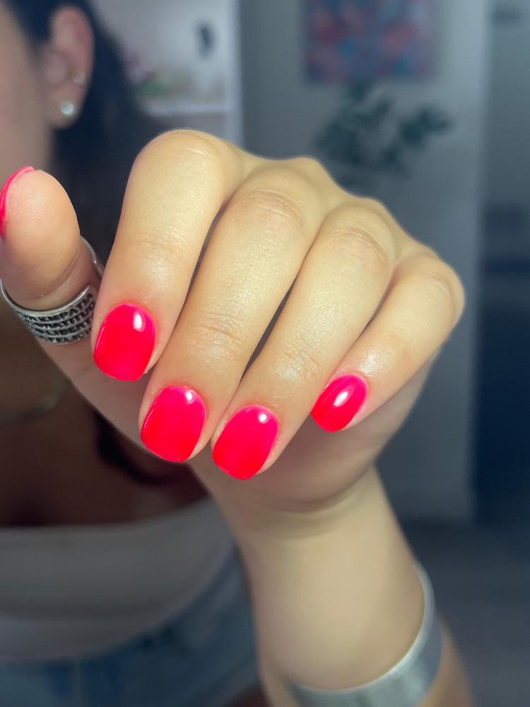 Imagen numero 1 del servicio MANICURA PERMANENTE