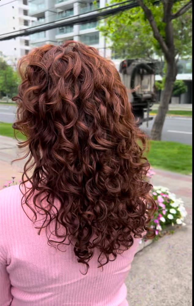 Imagen numero 3 del servicio Evaluación personalmente para Color Global (100%) o Test de mechón para Mechas